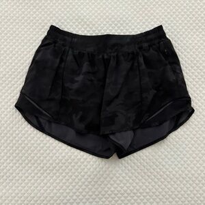 lululemon athletica camo Athletic Shorts - Hotty Hot Lined Short 4"